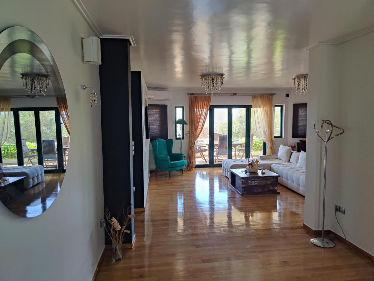 John'S Modern Apartments Artemida Экстерьер фото
